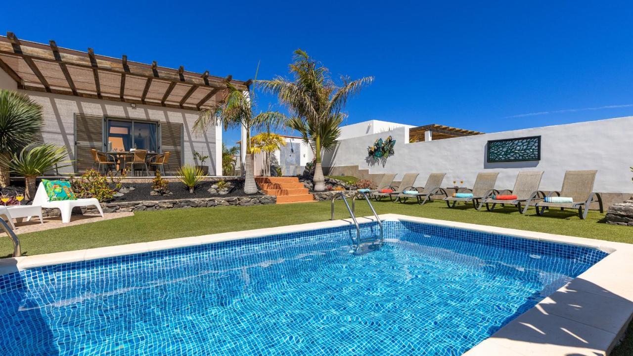 Villa Del Corazon Salinas Golf Caleta De Fuste Exterior photo